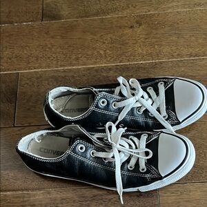 Converse men’s Black Sneakers
